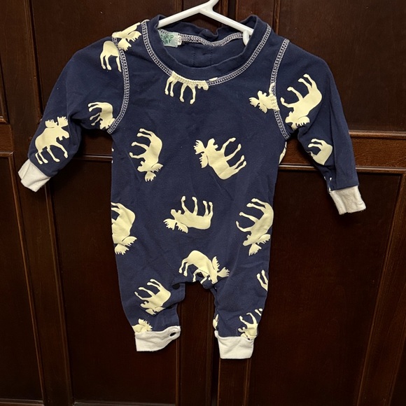to sleep bear Other - Cozy Moose Print Navy baby Outfit